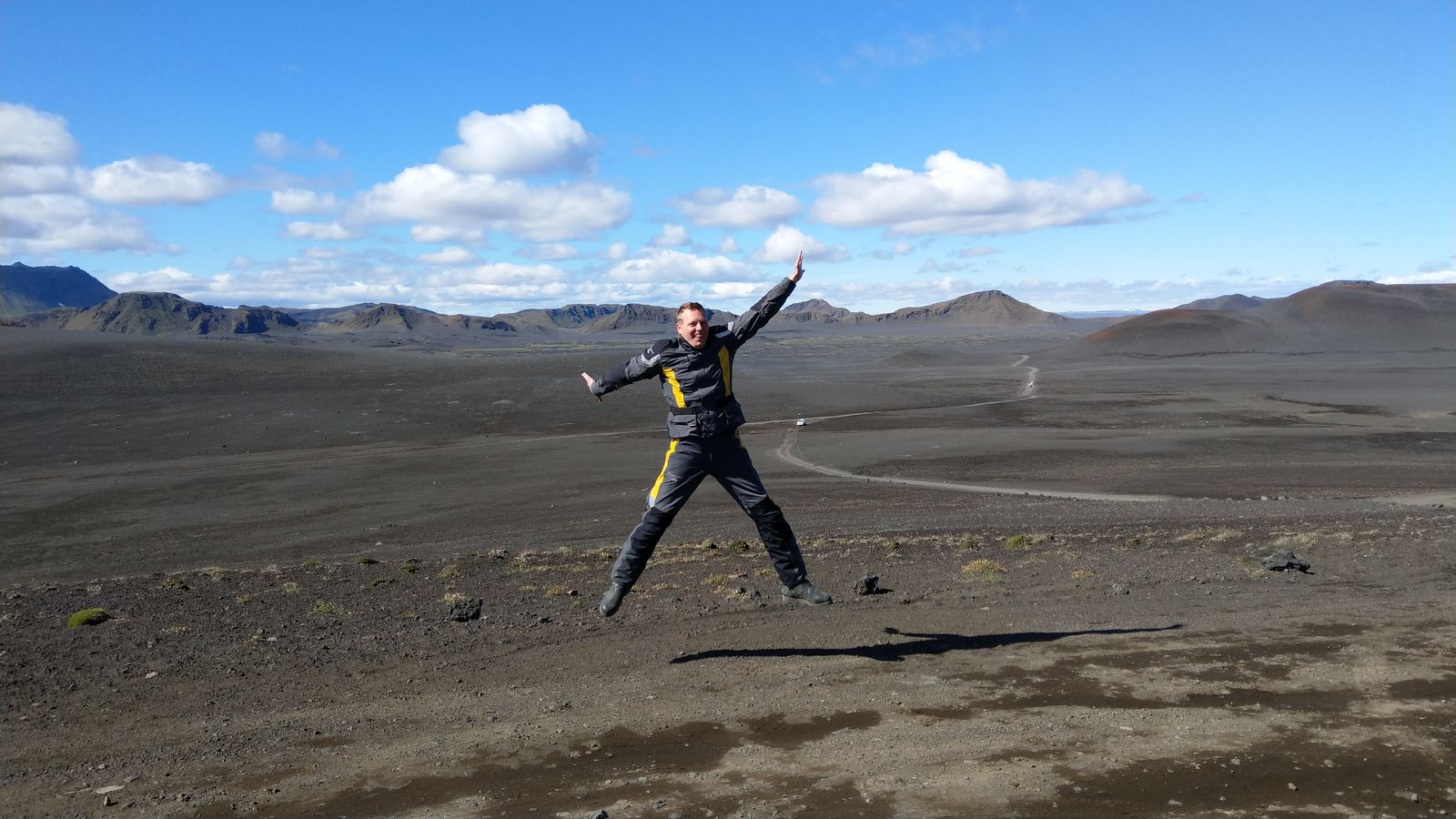 Timmi auf dem Mond? Timmi auf dem Mond?